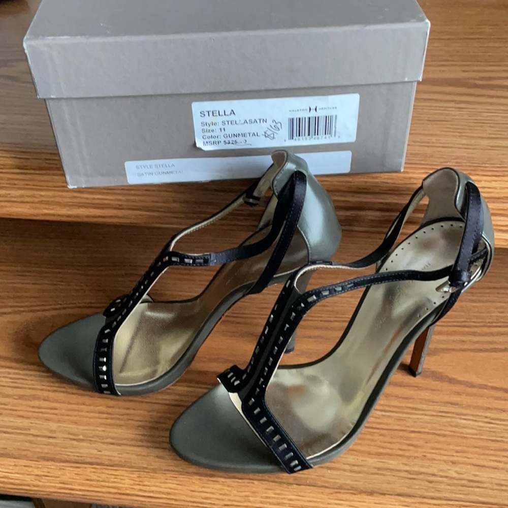 Brand new Two tone( black/grey) 4 inch heels